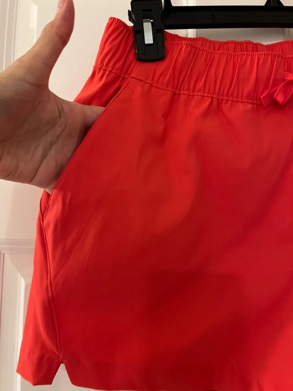 The North Face Women’s Red Orange Lightweight Active Shorts Size S